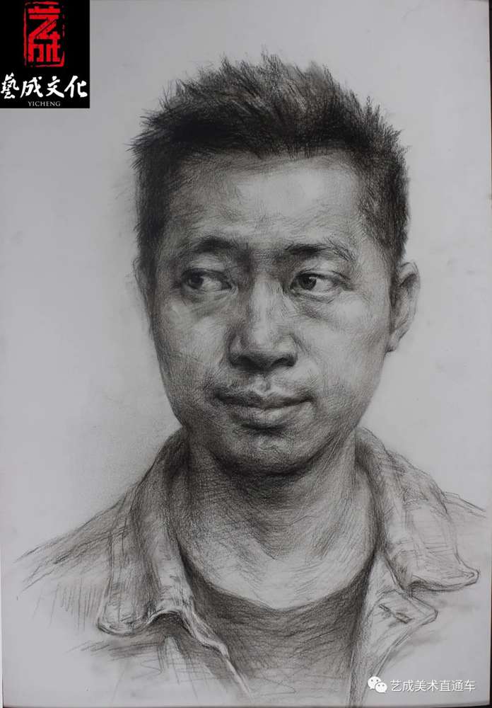 廣州美術(shù)高考班帶大家看看2021屆廣東藝成二模素描高分卷,03