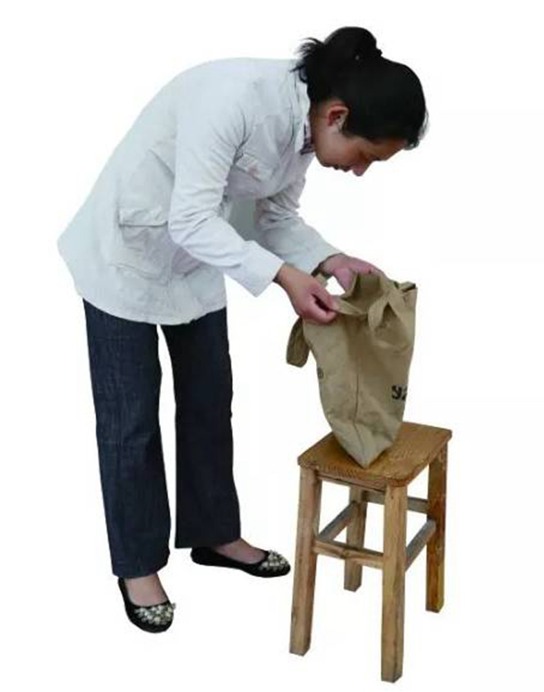 今天廣州十大畫室老師送你近兩年廣東模考速寫高分卷,19