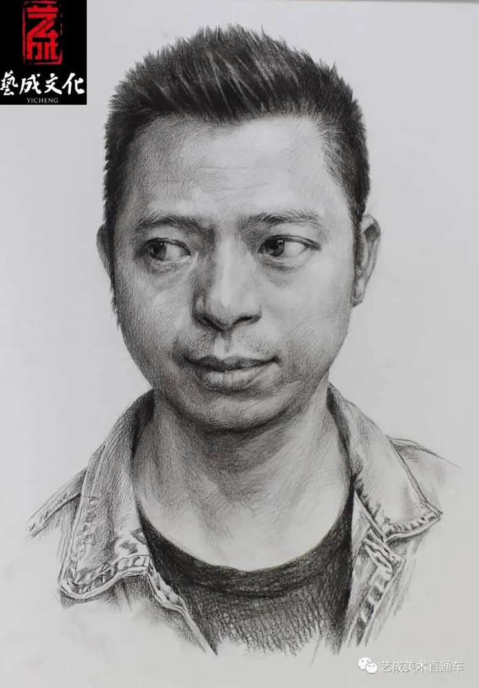 廣州美術(shù)高考班帶大家看看2021屆廣東藝成二模素描高分卷,42