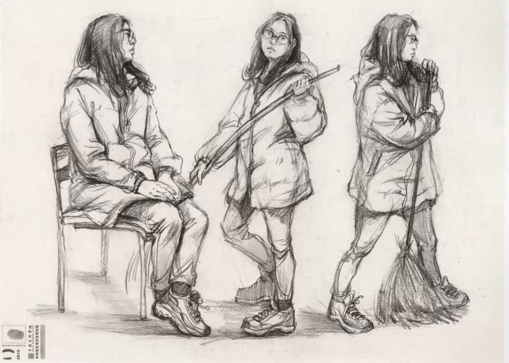 廣州美術高考班給咱精選了33幅中國美院往年速寫高分卷,02