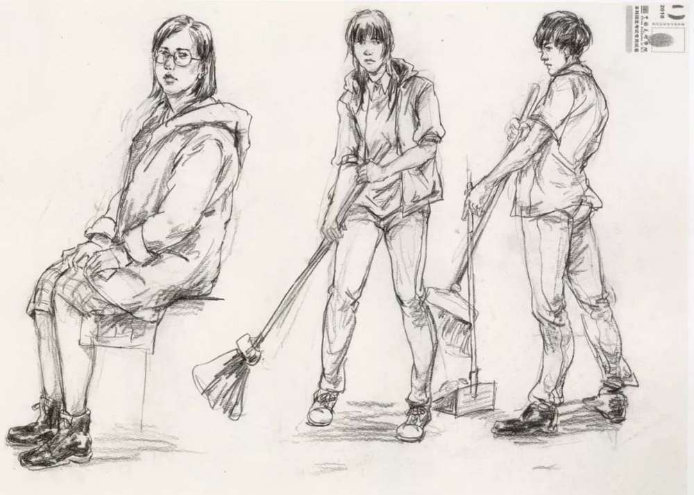 廣州美術高考班給咱精選了33幅中國美院往年速寫高分卷,22