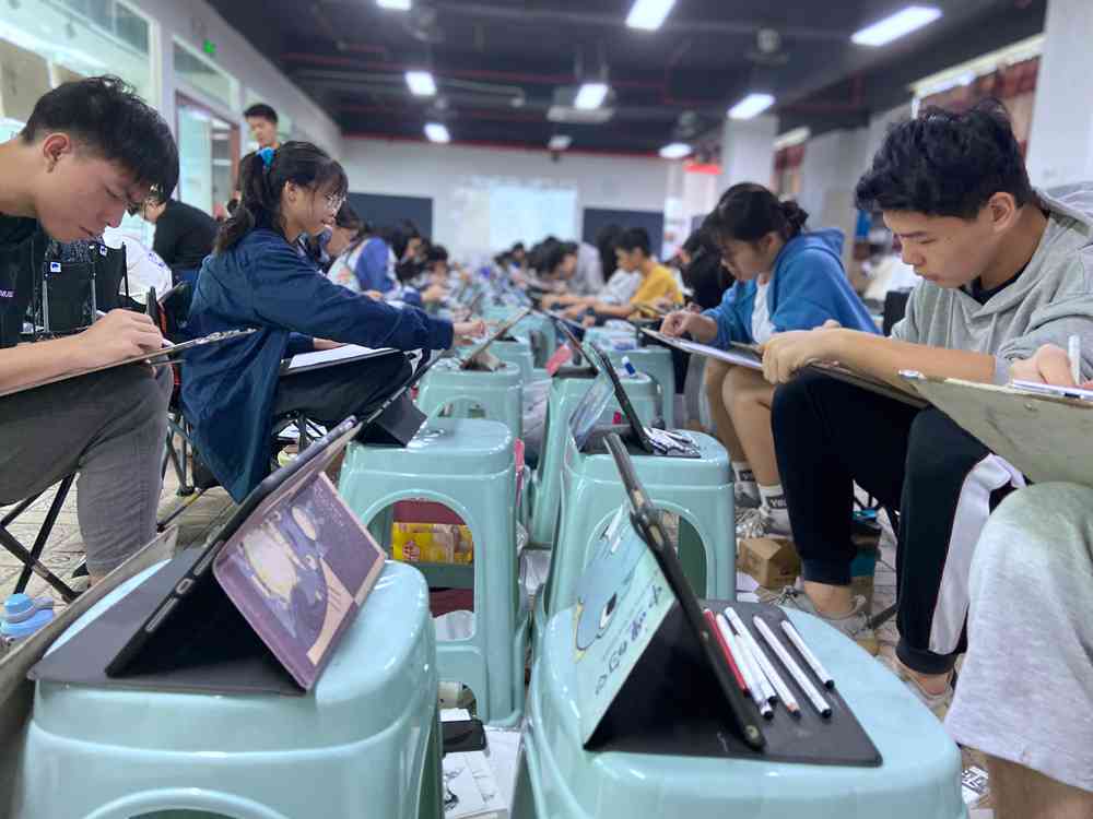 經過廣州美術高考班圍墻魔鬼特訓后的你們!聯考一定必勝,11