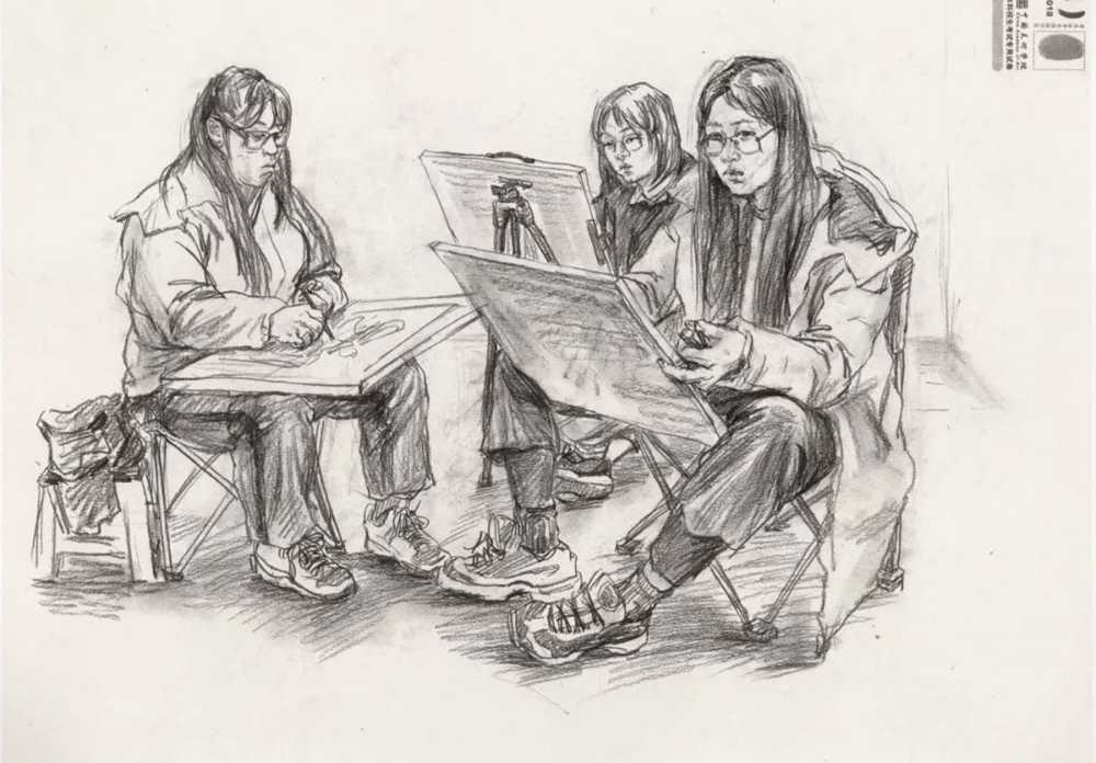 廣州美術高考班給咱精選了33幅中國美院往年速寫高分卷,24