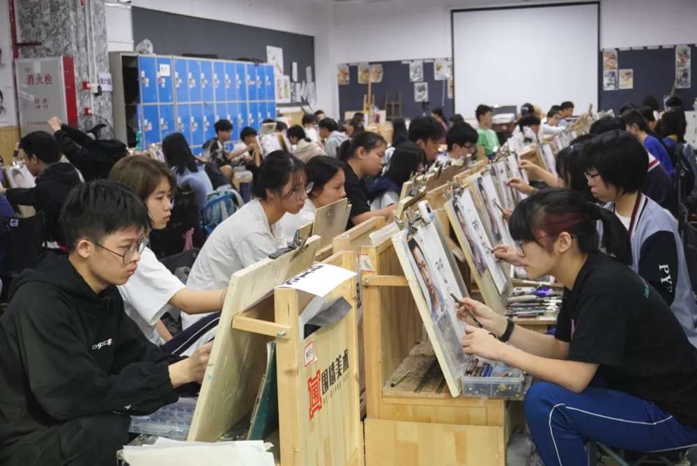 廣州美術高考班直擊二模——你走的每一步都算數,03