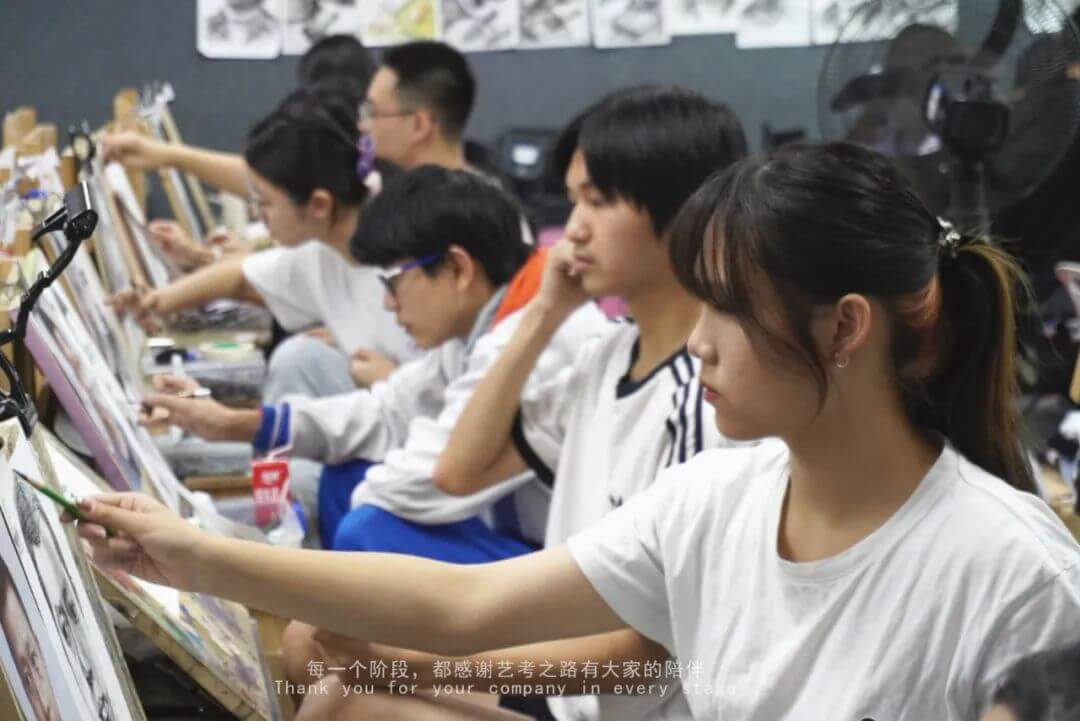 高考正式開始!所有的努力最終會繞個大圈回報你的! 圖三