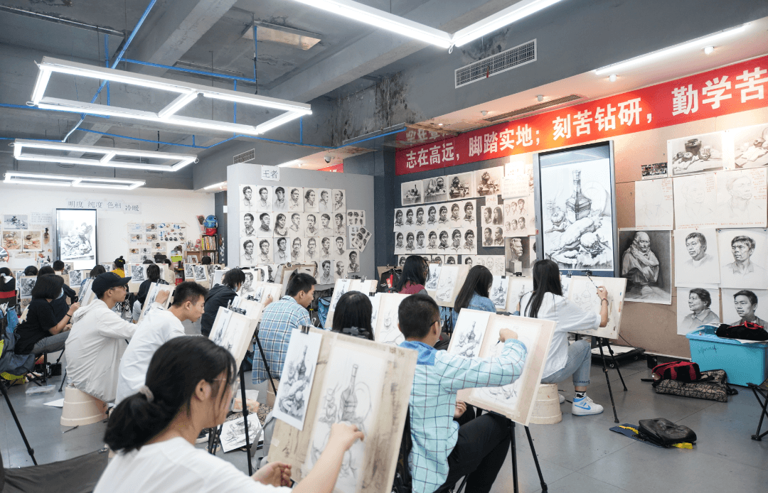 央美、國(guó)美、清美等美院更偏愛哪類美術(shù)生?想要上美院,這幾大能力必須具備!4