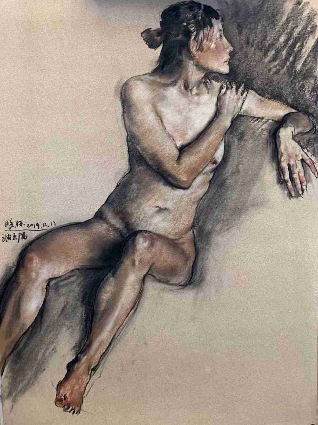 作為美術(shù)生,錯過什么都不能錯過九大美院各系教授的作品!圍墻畫室附圖5