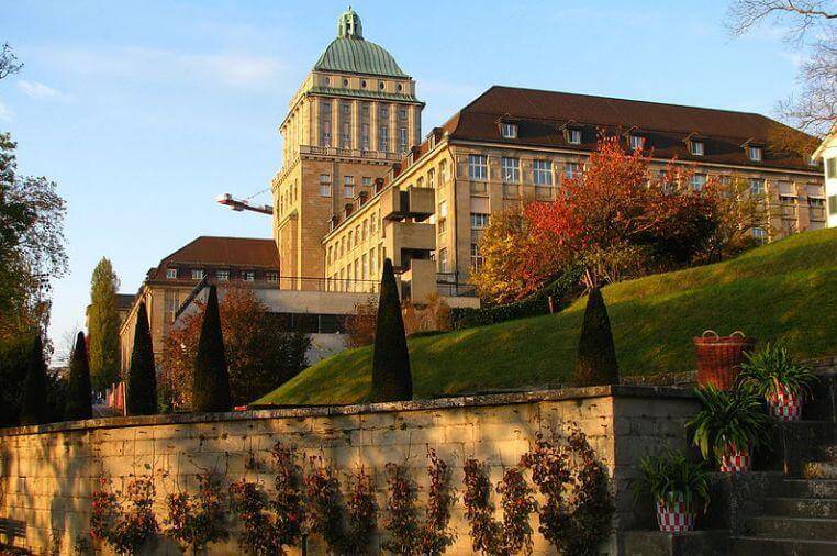 世界排名前十的美術(shù)學(xué)院你知道有哪些嗎？來認(rèn)識(shí)認(rèn)識(shí)！圖六