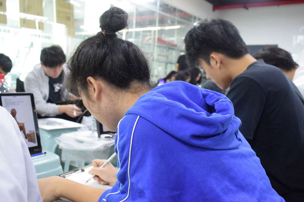 經過廣州美術高考班圍墻魔鬼特訓后的你們!聯考一定必勝,02