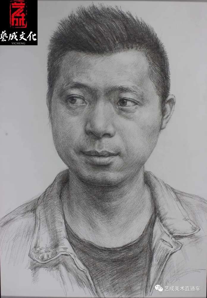 廣州美術(shù)高考班帶大家看看2021屆廣東藝成二模素描高分卷,37