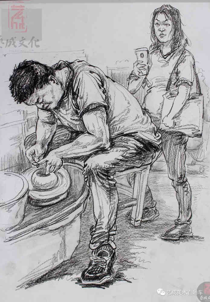 今天廣州十大畫室老師送你近兩年廣東模考速寫高分卷,51